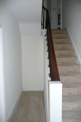 128B Stair To 3rd Flr